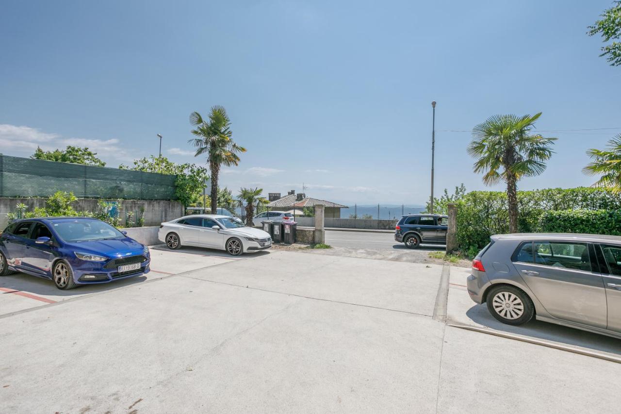 Apartment Gloria أوباتيا المظهر الخارجي الصورة